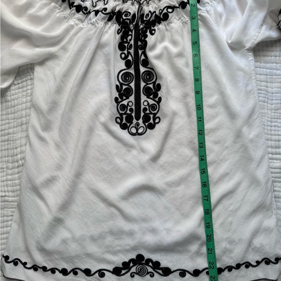 Embroidered Tunic - Picture 6 of 8